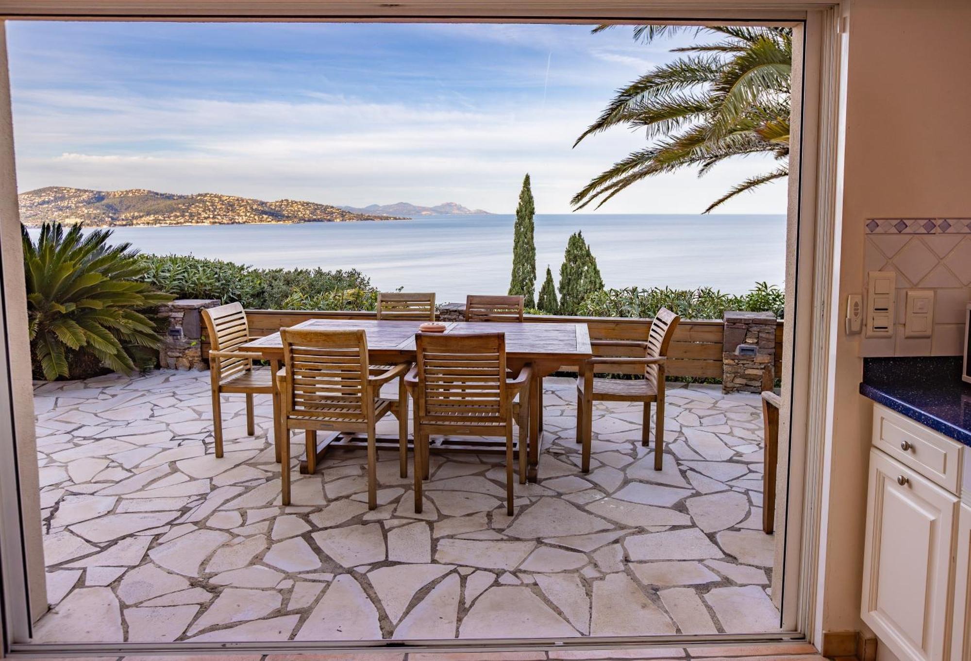 Superbe Villa, Incroyable Vue Mer, Piscine Chauffee, Climatisee Сент-Максим Экстерьер фото